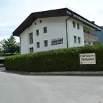 Gastehaus Frischhut ゲストハウス ナッセライト