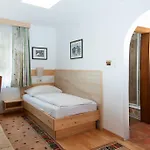 Gastehaus Frischhut