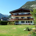 Gastehaus Frischhut بيت ضيافة